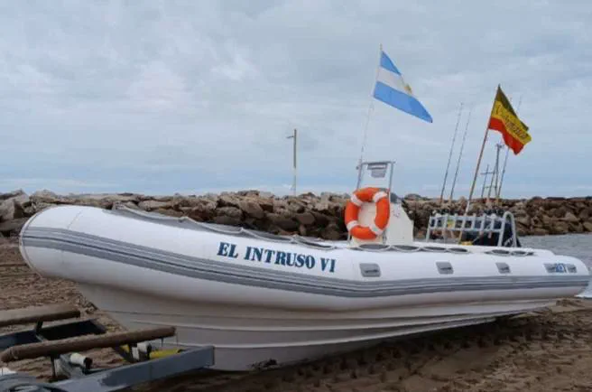 El Intruso Pesca