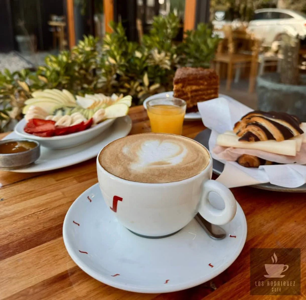 Los Rodríguez Café